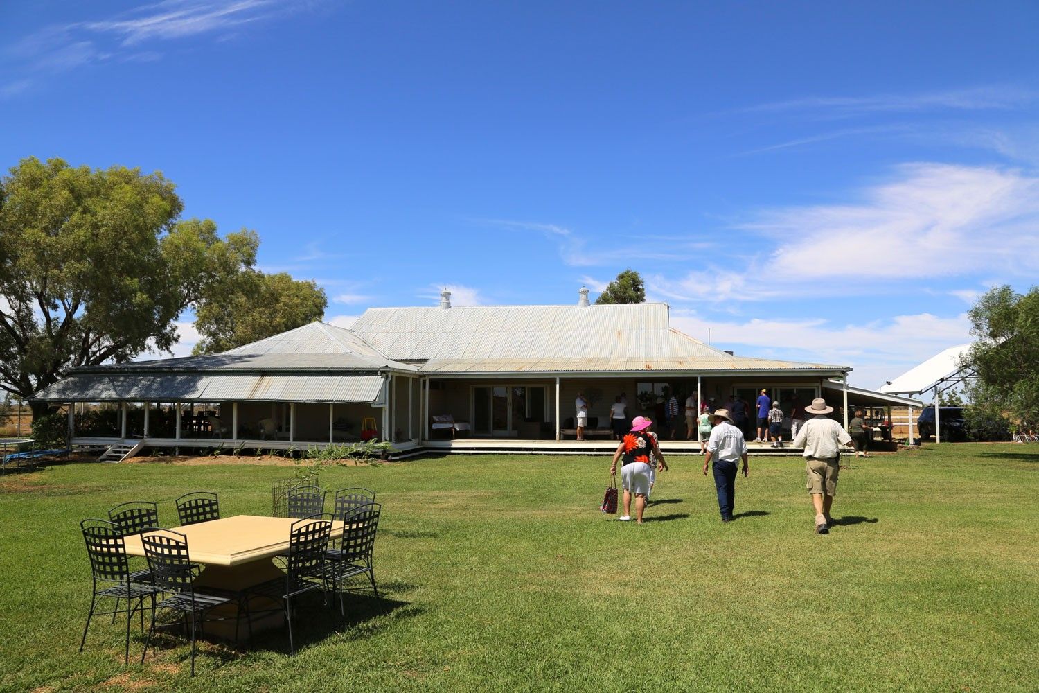 Key Attractions - Longreach Tavern