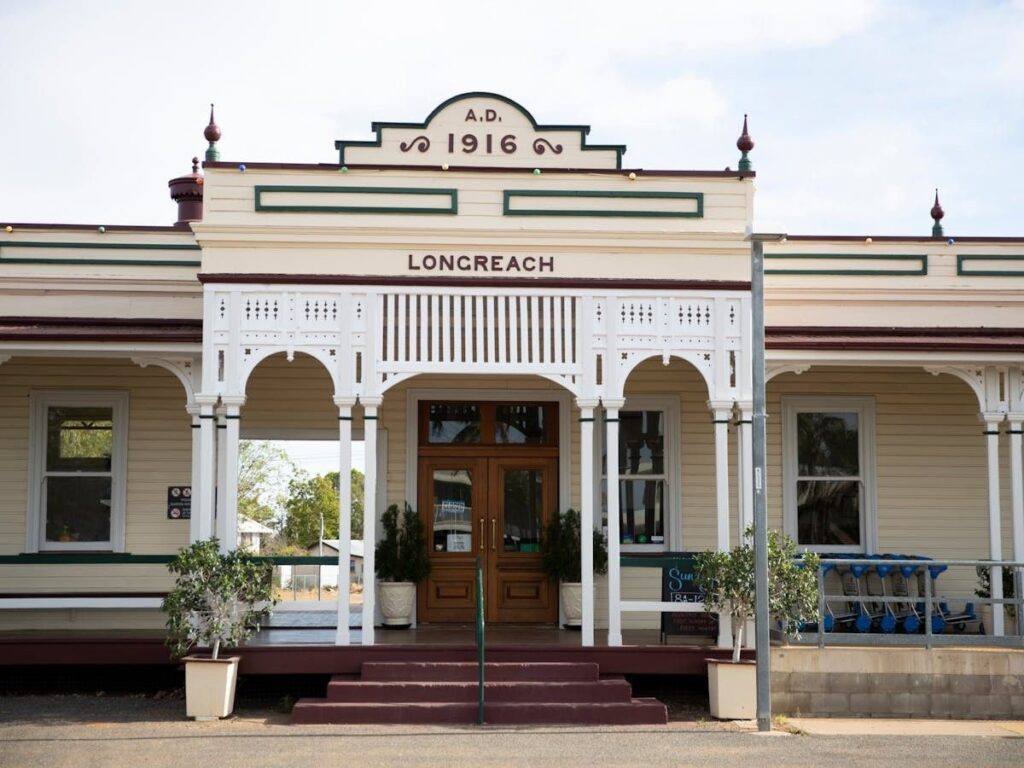 Key Attractions - Longreach Tavern